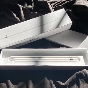 APPLE PENCIL (box included) 40% off!